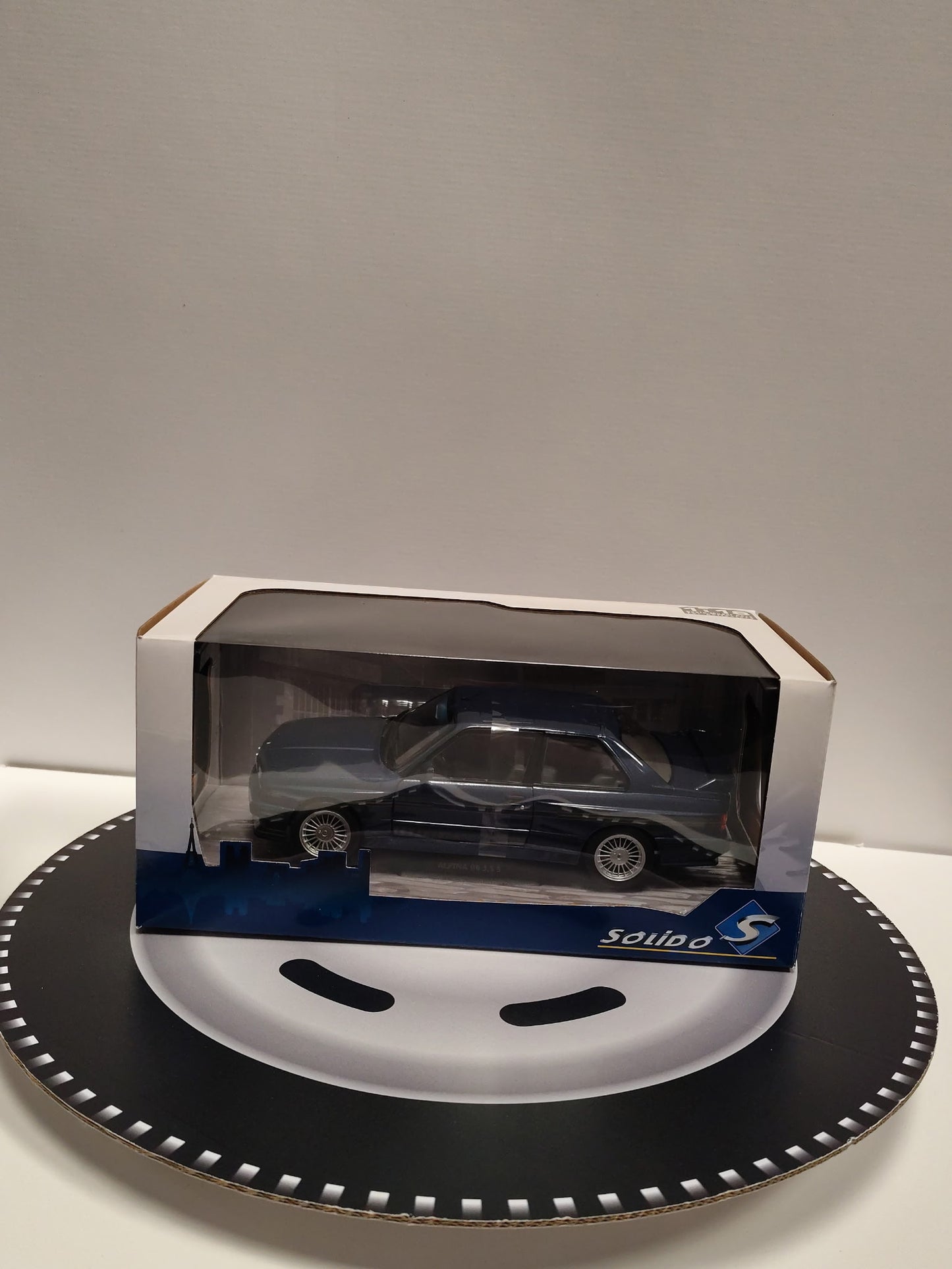 BMW ALPINA B6 3,55 - MAURITIUS BLUE - 1990 1/18 S1801520 SOLIDO