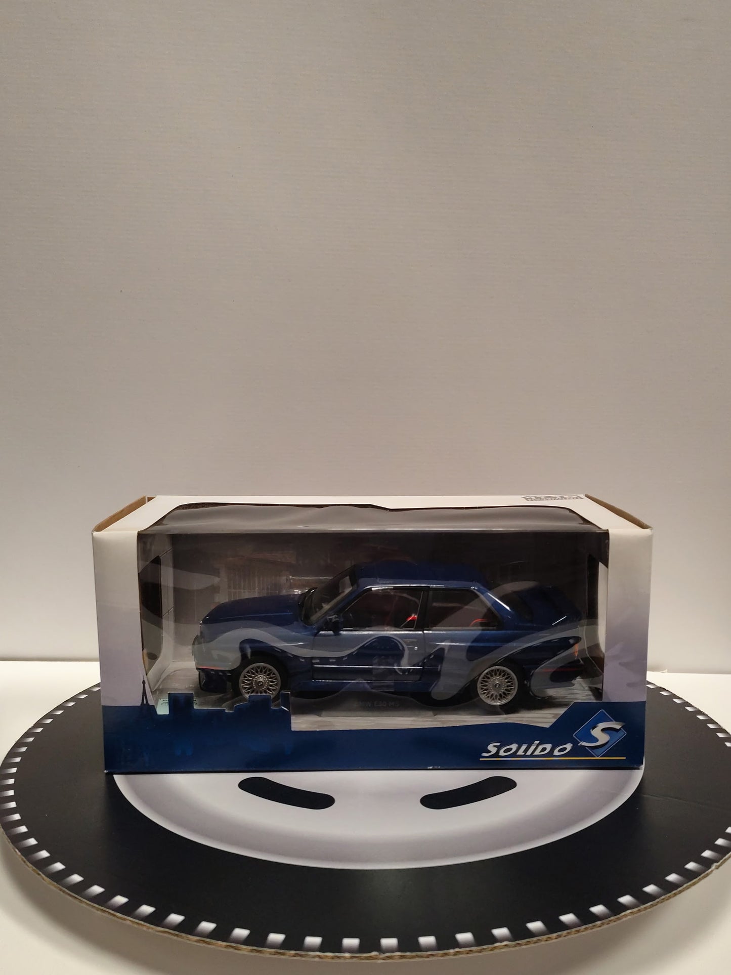 BMW E30 M3 - MAURITIUS BLUE - 1990 1/18 S1801509 SOLIDO