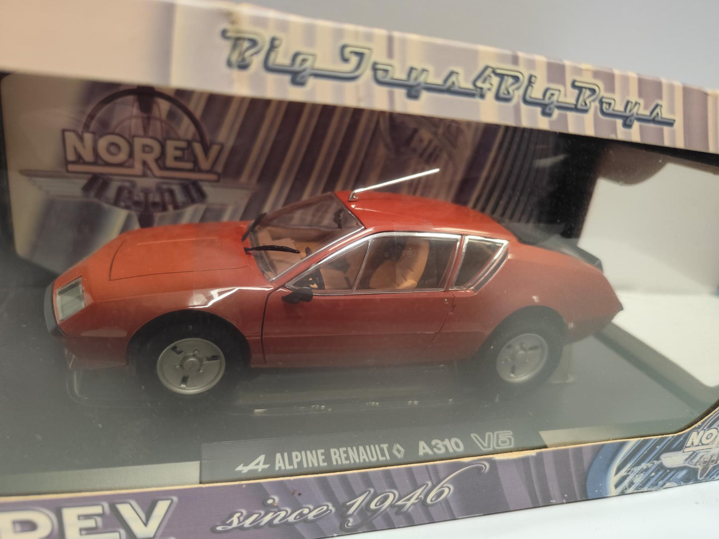 Renault Alpine A310 V6 1:18 Norev BOITE COLLECTOR