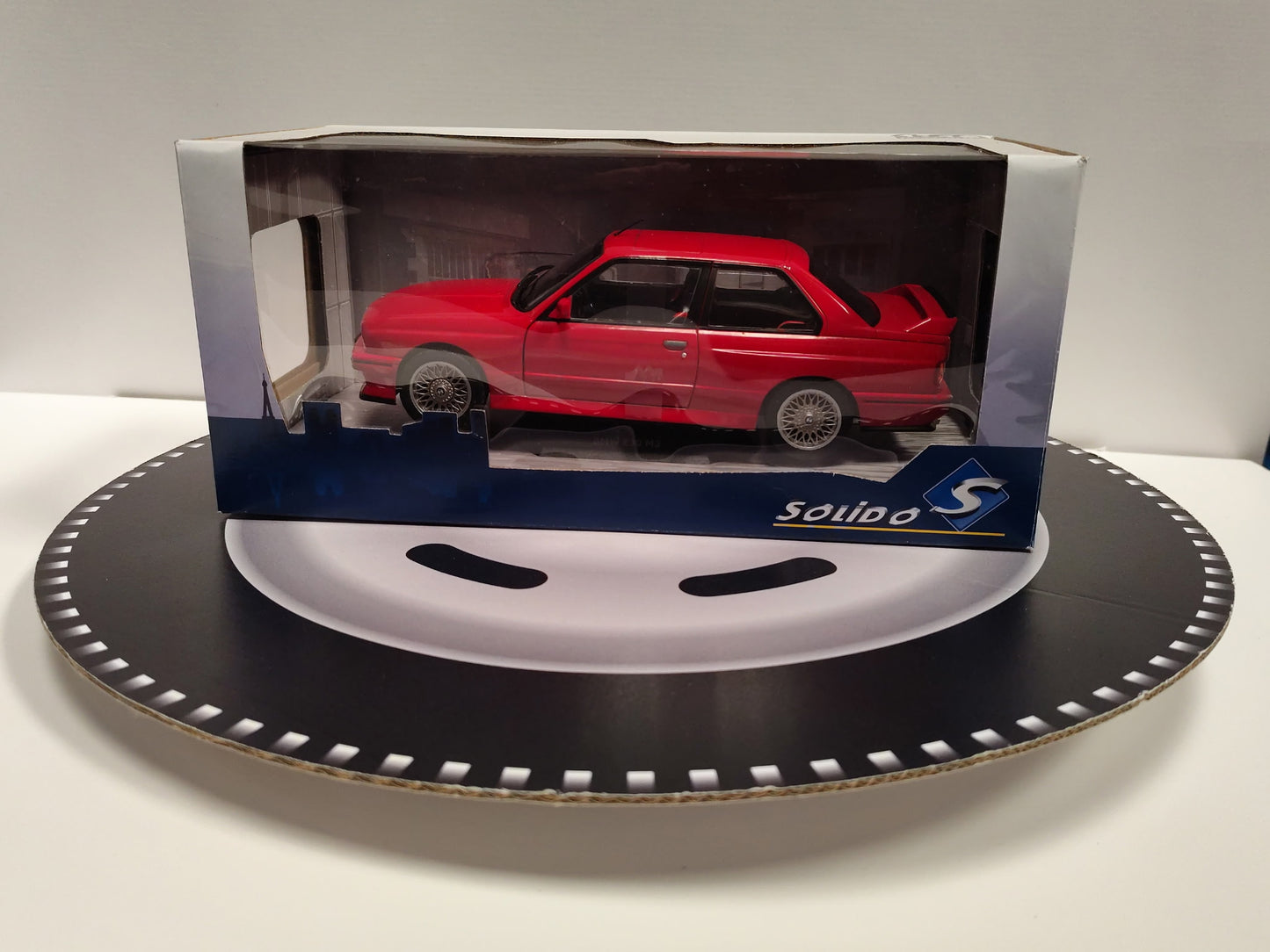 BMW E30 M3 - 1986 - RED 1/18 S1801502 SOLIDO