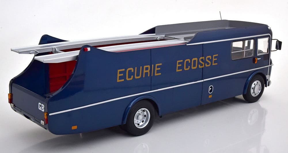 camion transporteur CMR206 1/18 Type : TS3 - Transporter Ecurie Ecosse 1959
