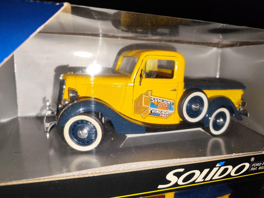FORD V8 PICK UP 1936