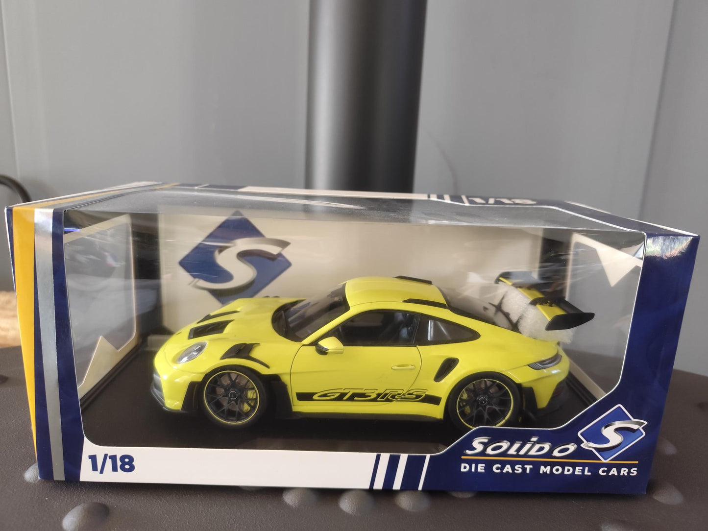 PORSCHE 911 GT3RS SOLIDO WORKS NEON LIME 2024