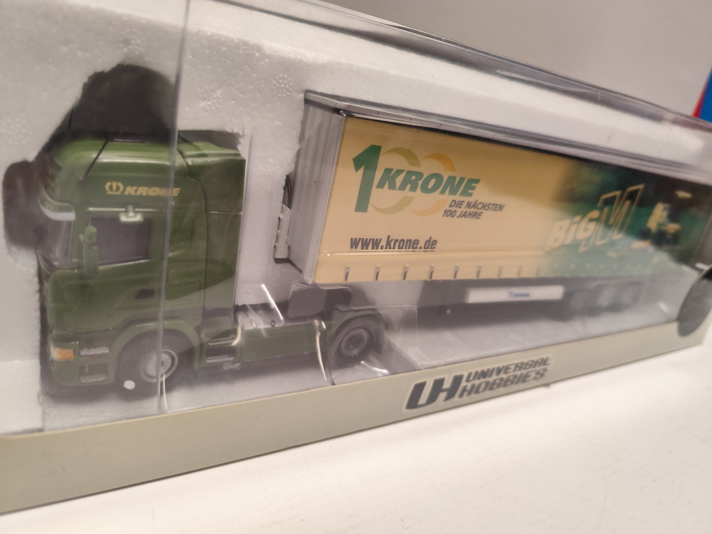 Camion Scania + remorque Krone Big M - UH 5601 1/50
