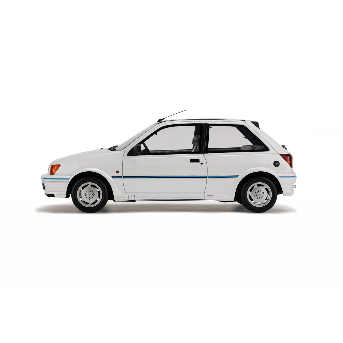 Ford Fiesta MK3 XR2i diamant blanc XSC691A véhicule miniature OT967 Otto 1:18