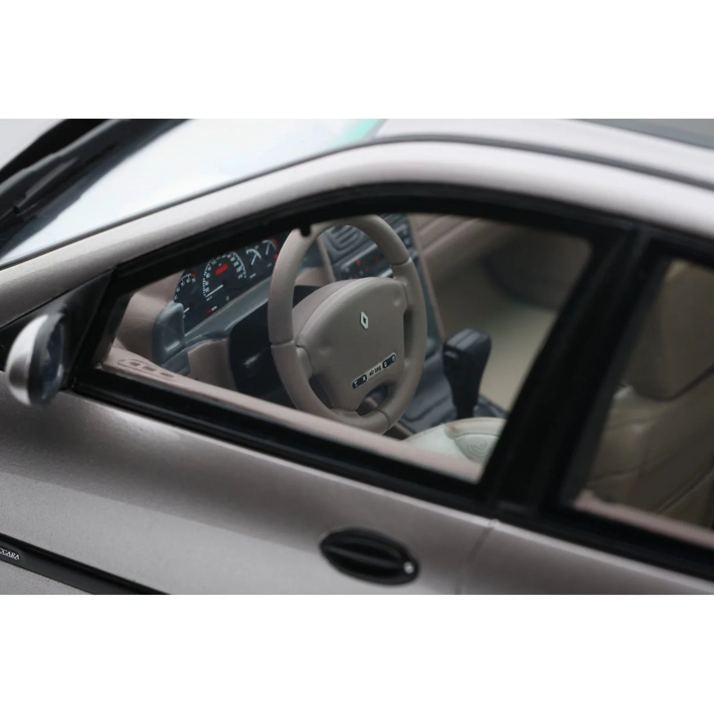 Renault Laguna V6 3.0 Baccara Gris Opale 1996 OT1185  LIMITE A 2000 PIECE